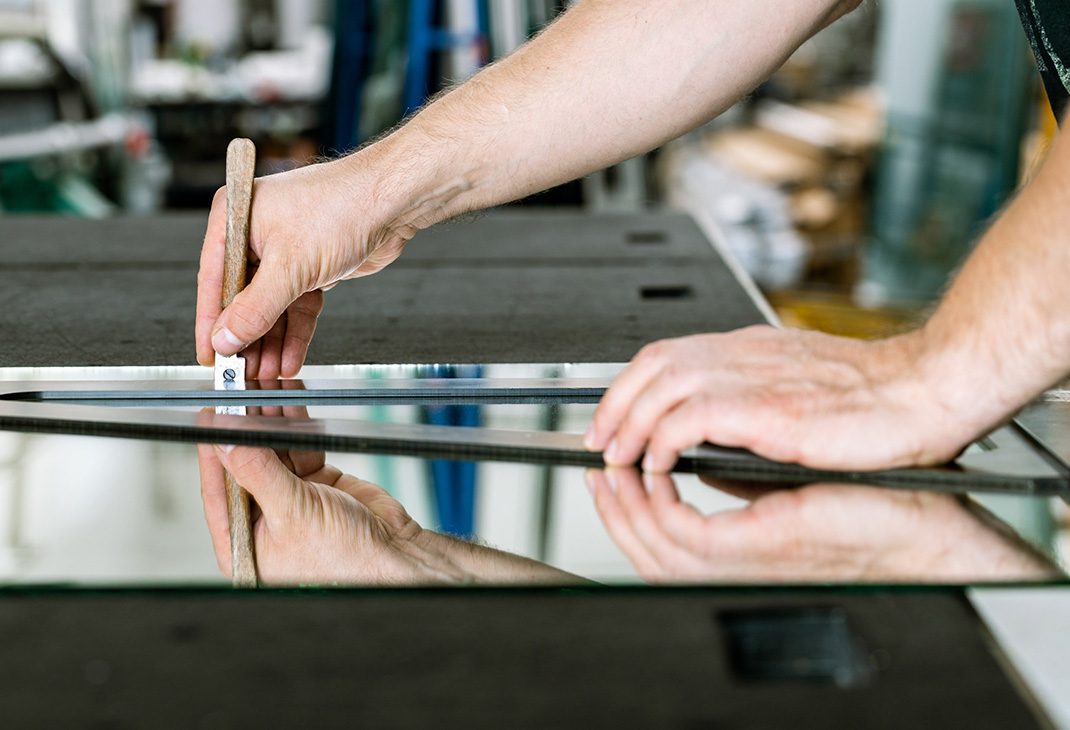 Glass Cutting Machine Maintenance Guide: Best Practices & Troubleshooting