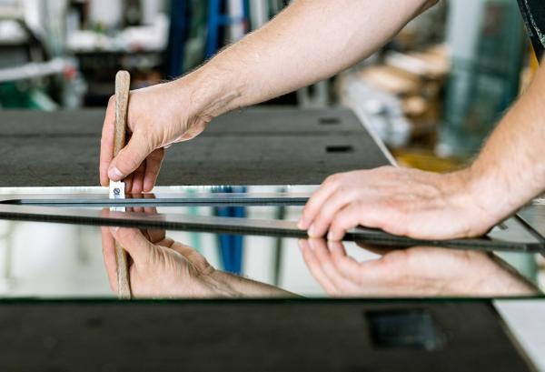 Glass Cutting Machine Maintenance Guide: Best Practices & Troubleshooting